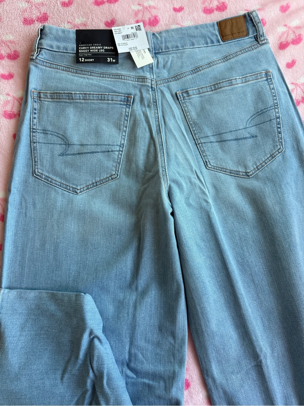 American Eagle Light Wash Baggy Wide Leg Jeans size 12 new